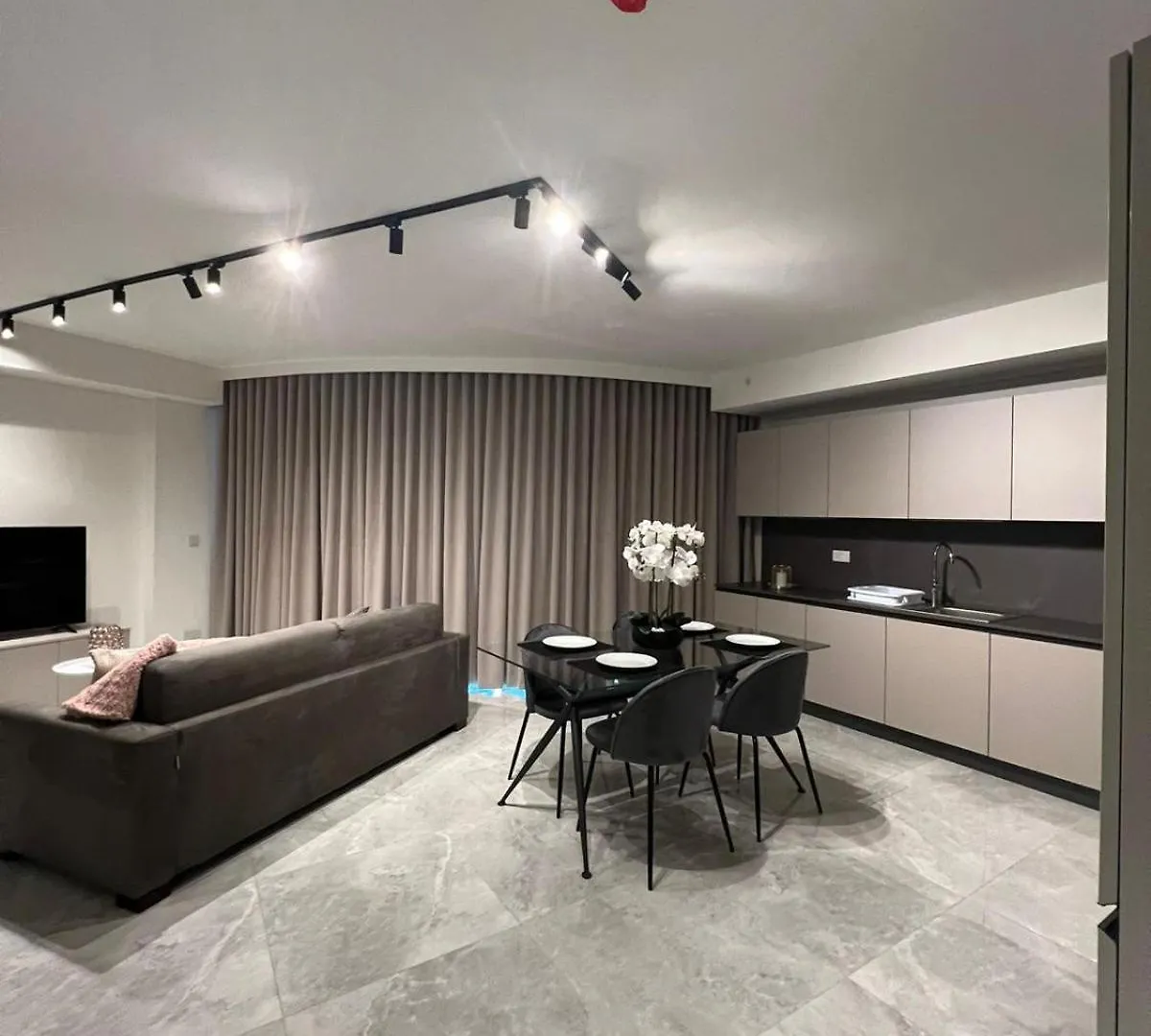 Exclusive 2 Bed - Mercury Suites - Pool Access Saint Julian's Malta